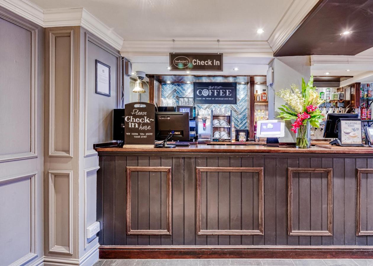 The Wheatsheaf By Innkeeper'S Collection Уокинг Екстериор снимка
